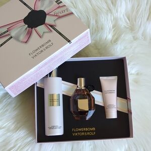 Viktor & Rolf Flowerbomb Gift Set